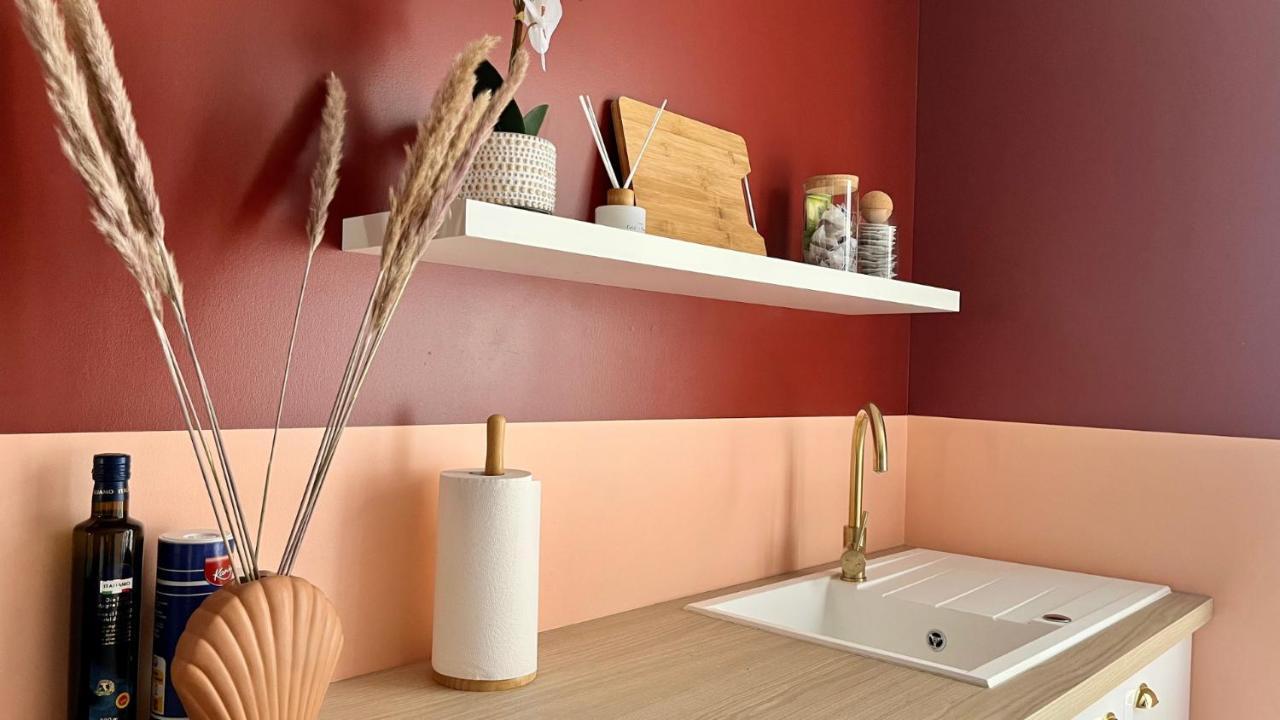 L'Artiste En Duplex Apartment Nevers Bagian luar foto